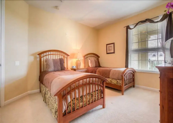 5049 Shoreway Loop #301