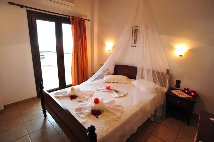 1 Bedroom Apartment with balcony and with sea view