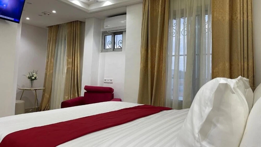 Saint James Marguerita Hotel Douala
