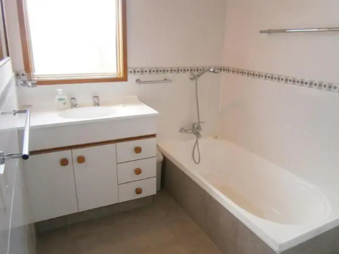 Baskervilla - Whangamata Holiday Home