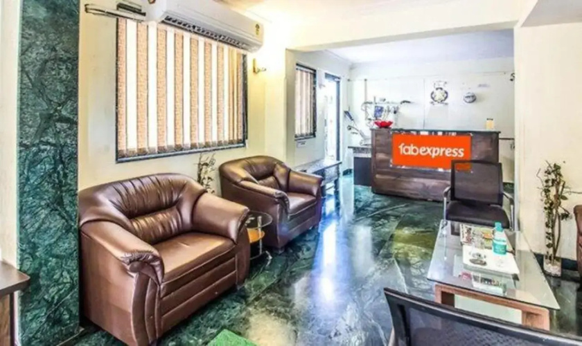 FabHotel East Field Homes