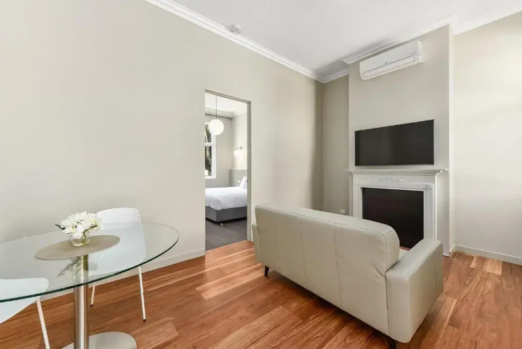 Aloha Central Platinum Apartments