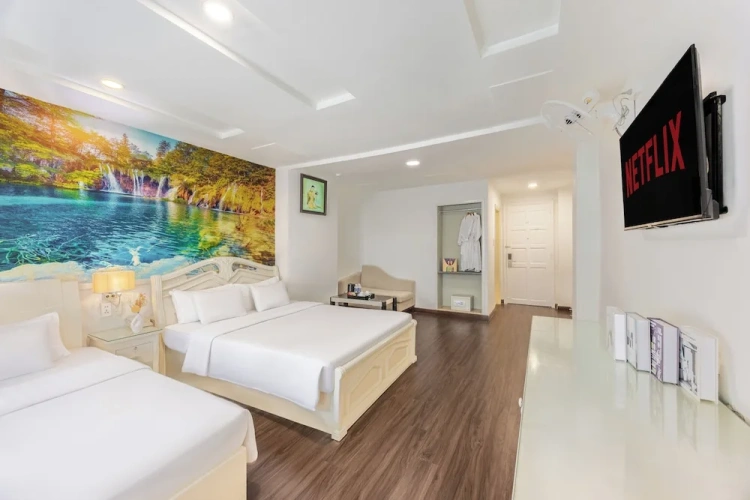 Standard Triple Family room
