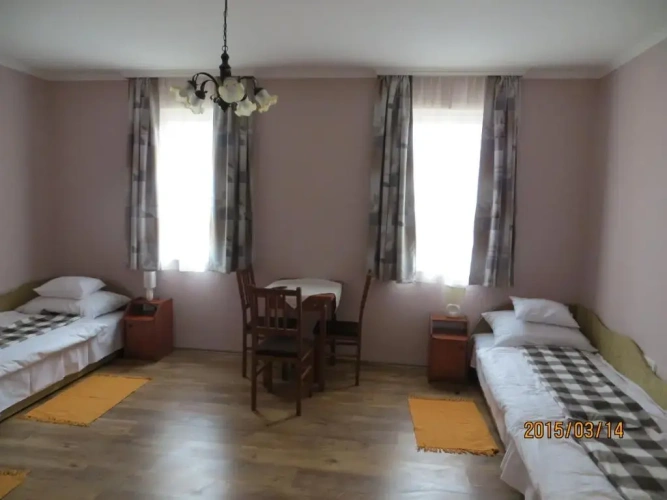 Classic Quadruple room with view