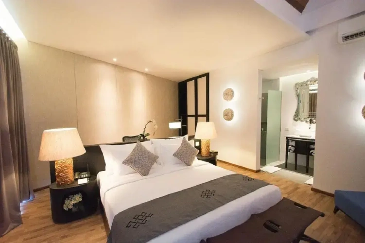 2 Bedrooms Villa