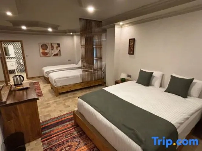 Standard Quadruple room