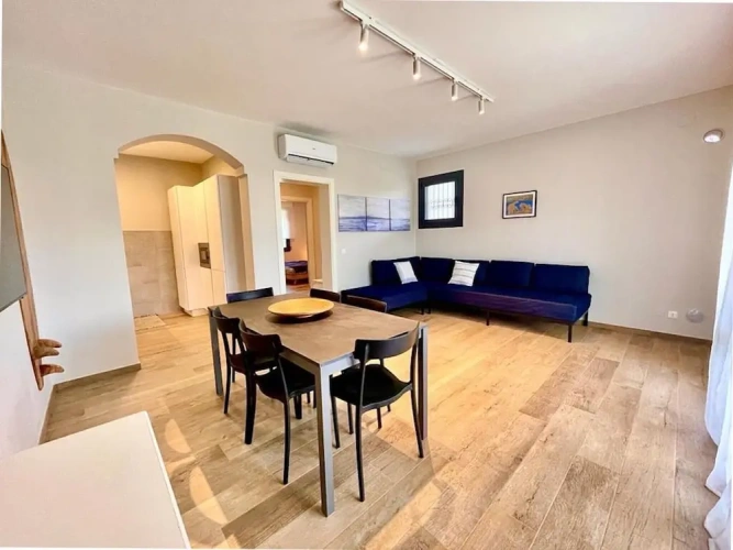 2 Bedrooms Villa with garden view