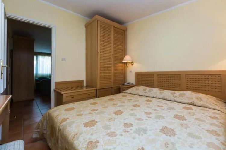 Studio Apartments Laguna Bellevue