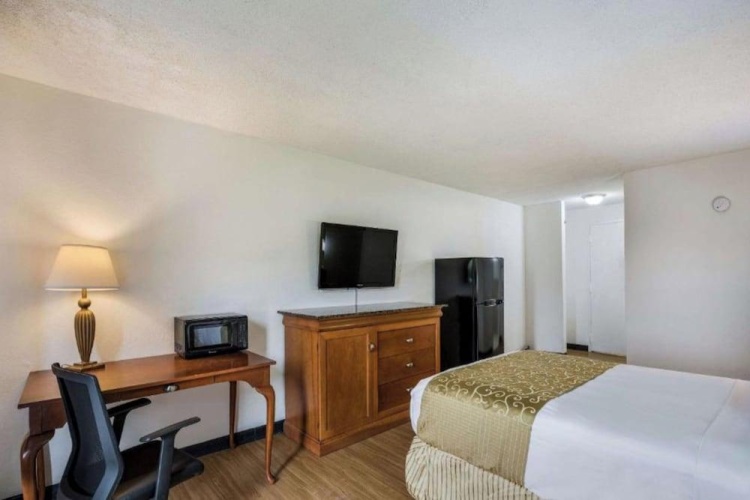 OYO Hotel Orlando Airport photo 6