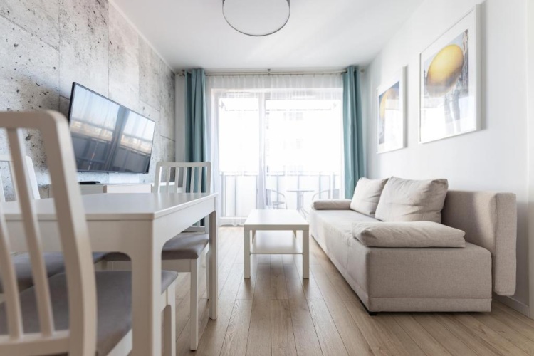 1 Bedroom Apartment with balcony
