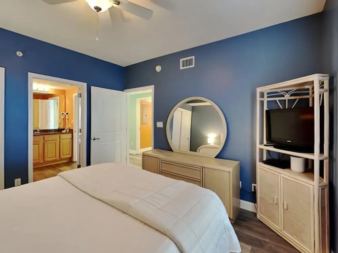 3 Bedrooms Standard room with balcony and beachfront