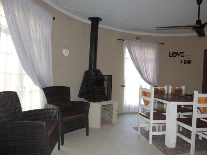 1 Bedroom Cottage with balcony and with view