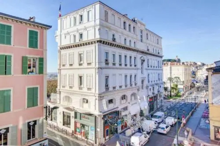 Palais Apartment