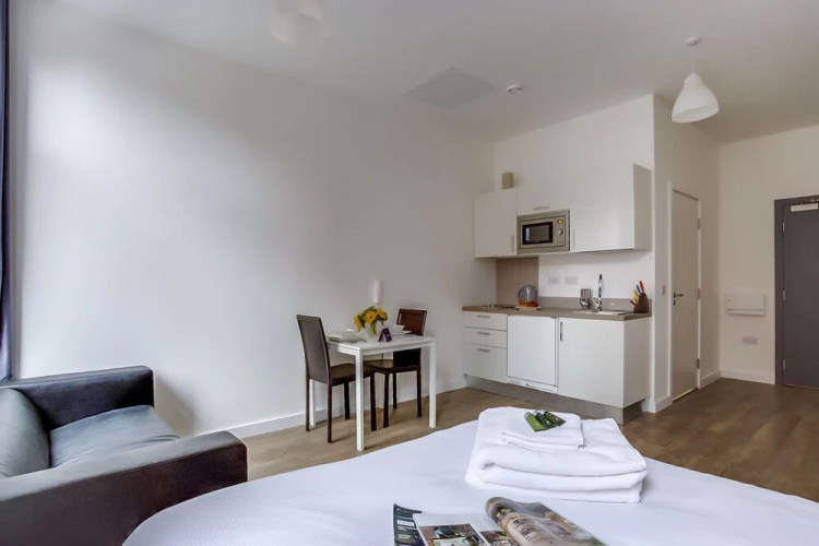 Wonderfully Bright 1BR Studio In Liverpool