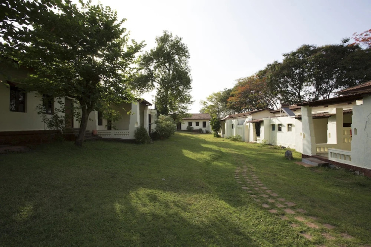 Satya Resort by OYO Rooms