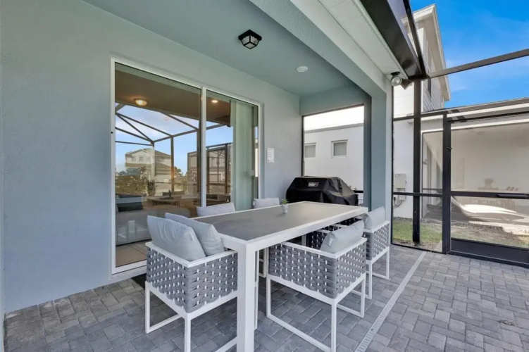 1811 Summer dr