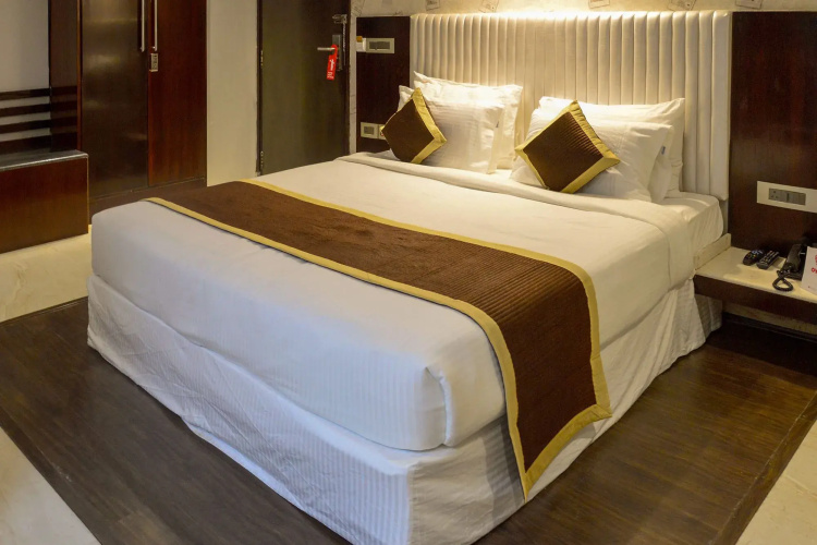 Oyo 7130 Hotel Broadway