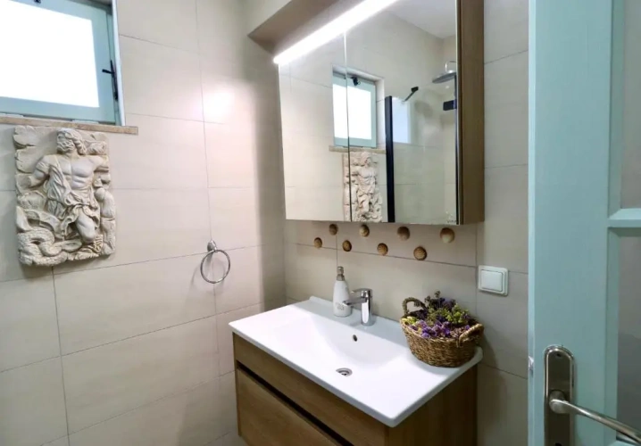Standard Twin room with garden view