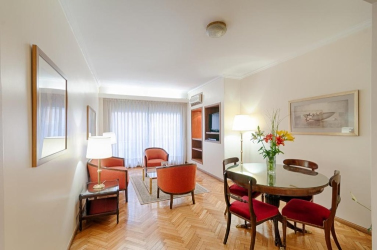 2 Bedrooms Luxury Apartment with balcony