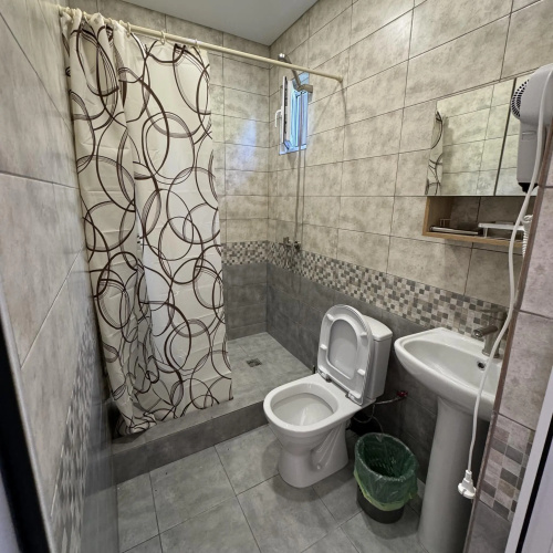 V Khashupse Guest house