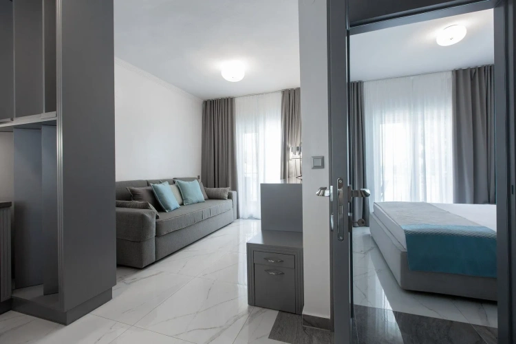 Deluxe Family Suite