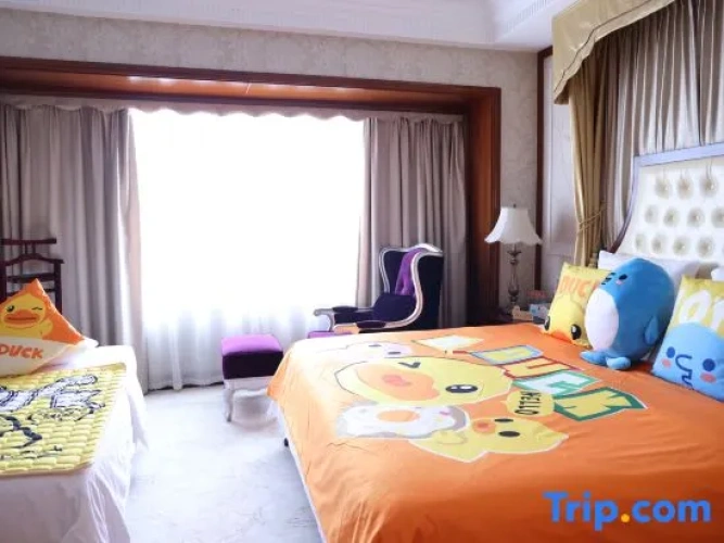 Standard Family Suite