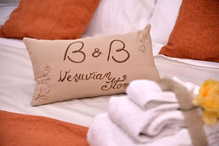 B&B Vesuvian Stone