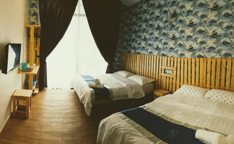 Swing & Pillows - Kota Warisan