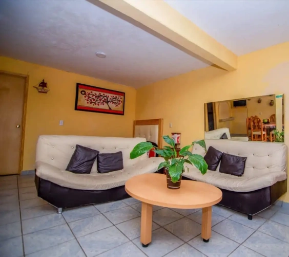 3 Bedrooms Apartment