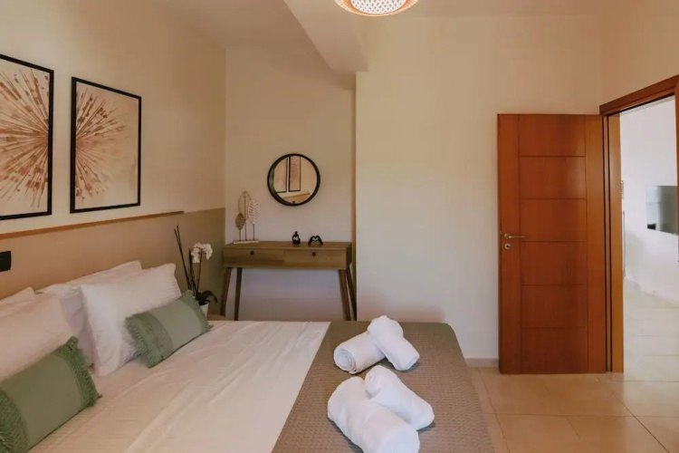 Ibis Apartments
