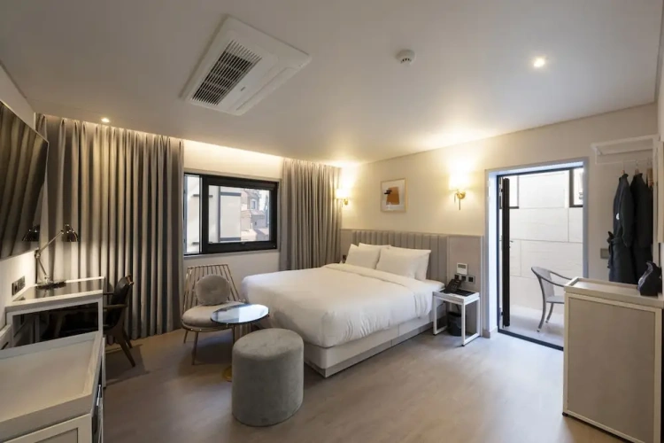 Deluxe Double room with balcony
