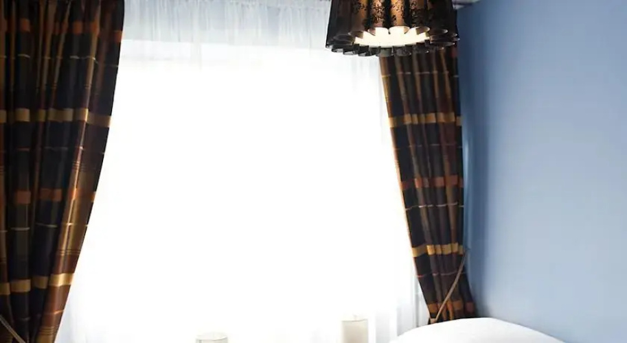 Hotel KORONA