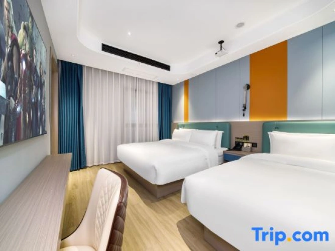 Deluxe Family Suite