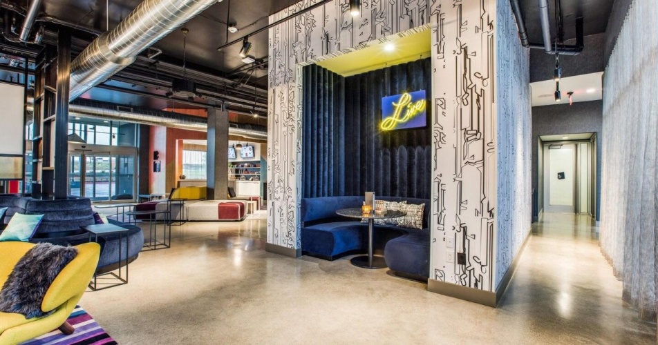 Aloft Dallas Arlington Entertainment District photo 17