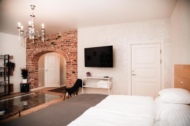 Deluxe Suite