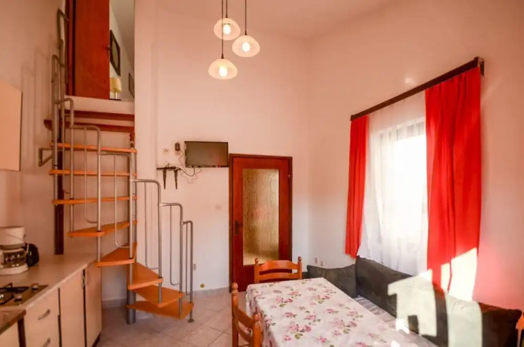 Apartments Mira