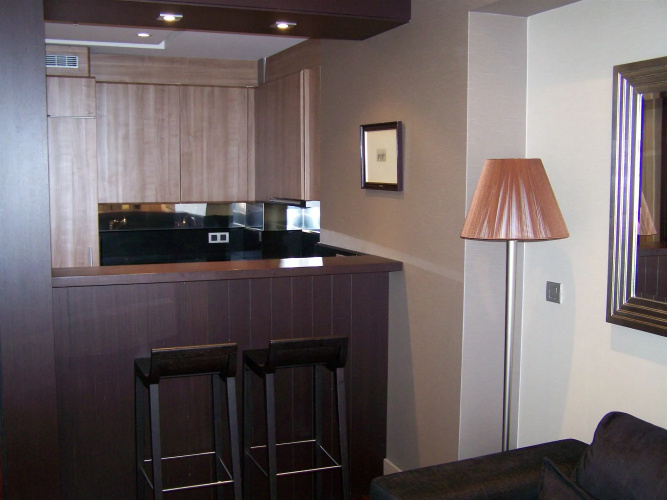 Washington Parquesol Suites & Hotel