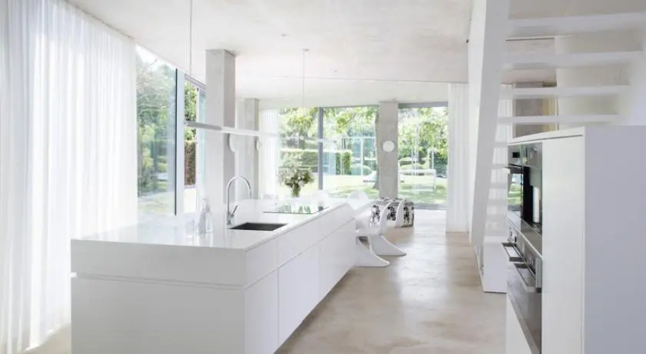 H-house Architectural Residence