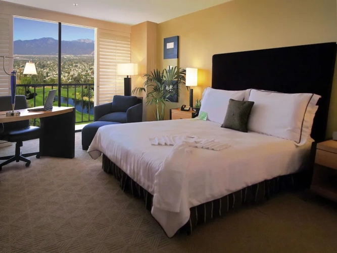 Deluxe room with balcony