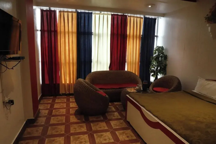Hotel Om Complex