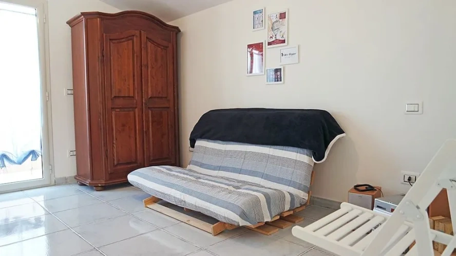 2 Bedrooms Apartment
