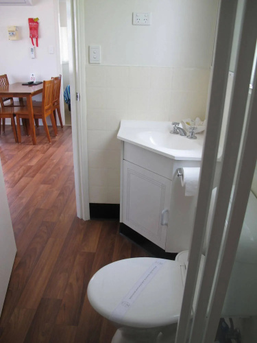 Melaleuca Caravan Park