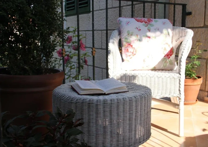 2 Bedrooms Apartment with balcony and with view