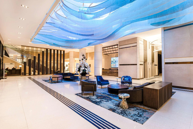 Hilton Niagara Falls/Fallsview Hotel & Suites