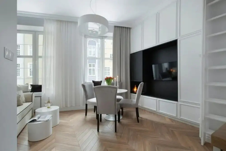 Elite Apartments Piwna Light Fireplace View OLD Town