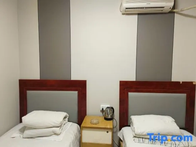 Economy room