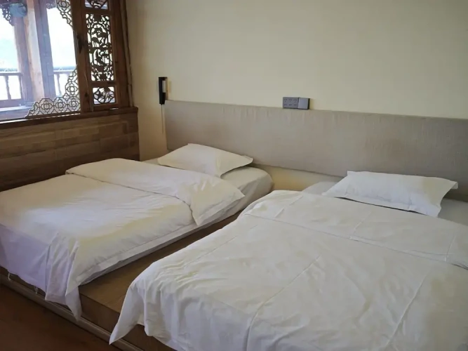 Standard Double room with land view