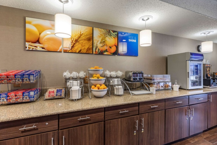 Comfort Suites Golden West On Evergreen Parkway photo 13
