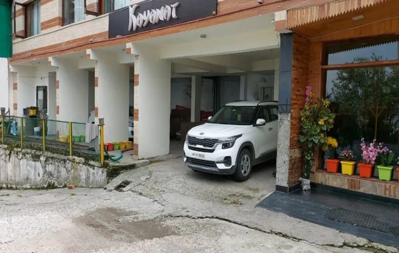 Hotel Kayanat