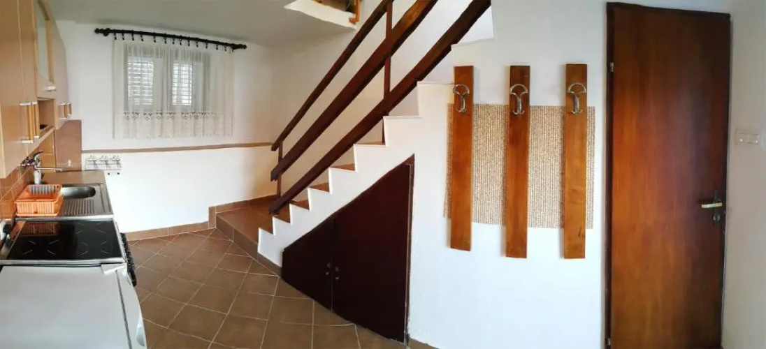 Hidden Jewl - Kakrc Apartment